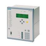 تضمن الأجهزة المستخدمة في حماية المولد أنه عند حدوث خطأ ، يتم التخلص منه في أسرع وقت ممكن. يمكن أن يتعرض المولد الكهربائي إما لخلل داخلي أو عطل خارجي أو كليهما.