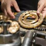 With hydraulic motors, as with pumps, your primary maintenance consideration is clean hydraulic oil. The gears, vanes and pistons can be abraded by contaminants, resulting in pressure loss. Before each use, check the drive shaft of the motor for any damage or leakage.