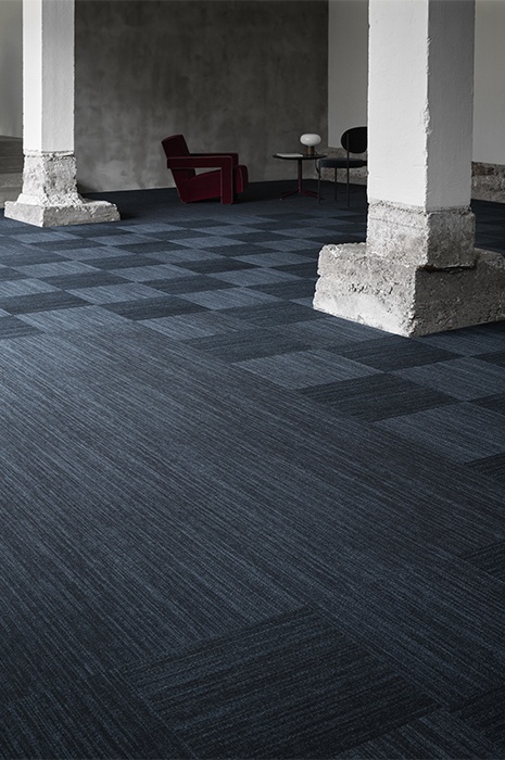 blue-toned-carpet-tiles-for-flooring
